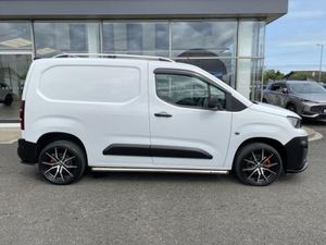 Peugeot Partner STANDARD  1000 1.5 BlueHDi 100 Pro - Image 4