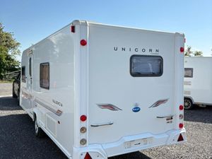 Bailey unicorn 4 berth fixed bed Caravan - Image 4