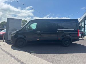 Mercedes-Benz Sprinter 317 LOW ROOF SELECT - Image 2