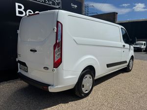 FORD TRANSIT CUSTOM AUTO 2.0 TDCI 130PS TREND LWB - Image 3