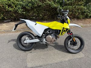 2026 Husqvarna 701 Supermoto - New Unregistered - Image 3
