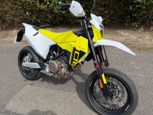 2026 Husqvarna 701 Supermoto - New Unregistered - Image 2