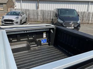 Ford Ranger PLATINUM - Image 4