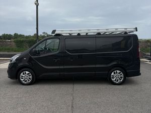 Renault Trafic 170 MANUAL SPORT LOW KMS EX VAT PRI - Image 4