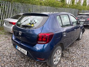 18 Sandero ALT 1.0 Petrol 160km Drives - Image 3