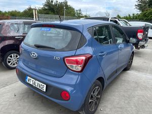 18 i10 Delux 1.0 Petrol 90km Drives - Image 3