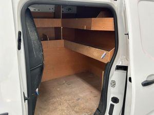 Peugeot Partner Professional Plus 1.5 Blue HDI #33 - Image 3