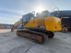 LiuGong 950e Excavator - Image 2
