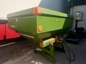 Fertilizer Spreaders - Image 4