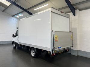2023 Iveco Daily Luton Box Van - Image 4
