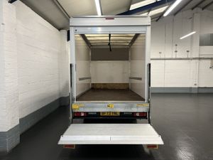 2023 Iveco Daily Luton Box Van - Image 2