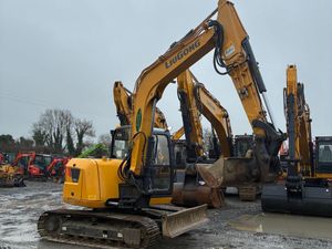 2021 LiuGong 909E Excavator - Image 4