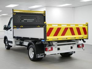 2026 Maxus Deliver 9 Tipper - €857/pm - Image 4