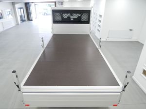 2026 Maxus Deliver 9 Dropside - €857/pm - Image 4