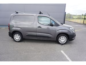 Opel Combo L1H1-1.5 100PS DIESEL 6SPEED MANUAL MY2 - Image 3
