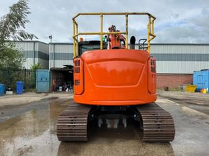 2023 HITACHI ZX135USBL-7 Tracked Excavator - Image 4