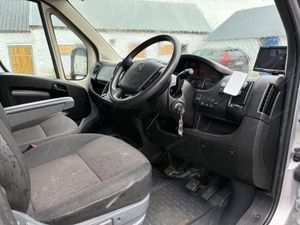 Horsebox / Horse lorry . Finance Available - Image 3