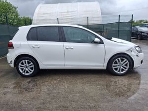 2011 Volkswagen Golf  Highline  1.6 Tdi - Image 3