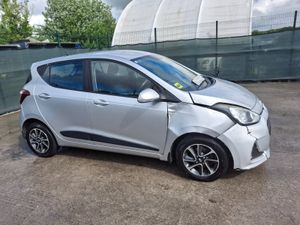 2017 Hyundai i10  1.0 Petrol - Image 2