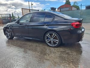 2016 Bmw 330E M Sport    Automatic - Image 4