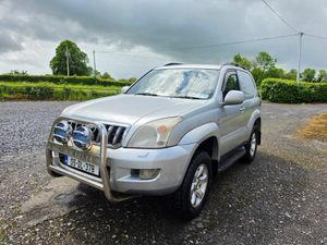 Toyota Land Cruiser ( DOE and TAX ) !! - Image 2