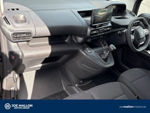 Peugeot Partner L1 1000Kg Profesional Premium 1.5 - Image 4