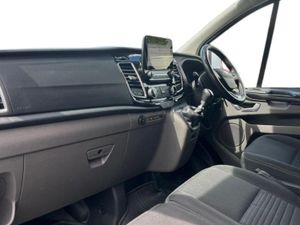 Ford Transit Custom LIMITED - Image 3