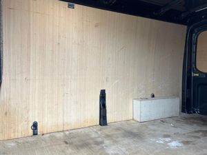 Ford Transit LIMITED - Image 4
