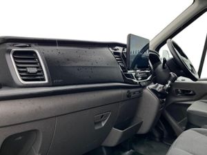 Ford Transit LIMITED - Image 3