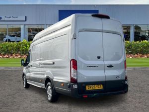 Ford Transit LIMITED - Image 2