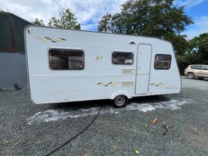 Stunning layout triple bunk. 🚨 Bargain.🚨 - Image 2