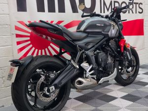 212 Triumph Trident - Image 3