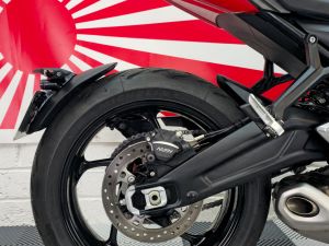 212 Triumph Trident - Image 4