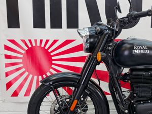 2024 Royal Enfield Classic 350 - Image 2