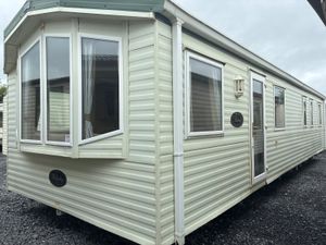 THIS 39 FOOT BEAUTY WON’T BREAK THE BANK - Image 2