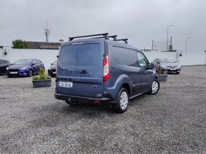 Ford Transit Connect SWB VAN TREND HP 1.5 3 - Image 3