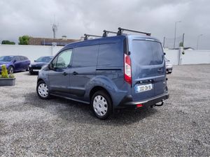 Ford Transit Connect SWB VAN TREND HP 1.5 3 - Image 4
