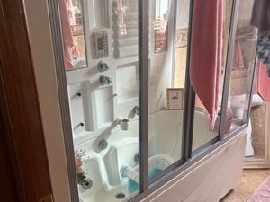Shower Jacuzzi - Image 2