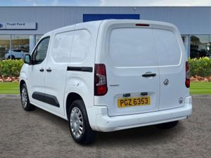 Vauxhall Combo 1.6 Turbo D 2000 Sportive Panel Van - Image 2