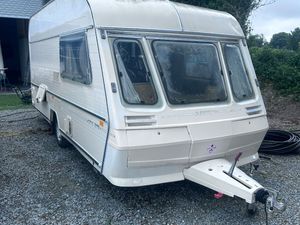 2 berth caravan - Image 2