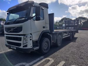 2011 VOLVO FM 11 410HP 6X2 with 31ft body - Image 3