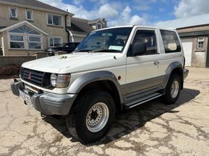 1995 Mitsubishi Pajero SWB 2.8 READ AD - Image 3
