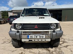 1995 Mitsubishi Pajero SWB 2.8 READ AD - Image 2
