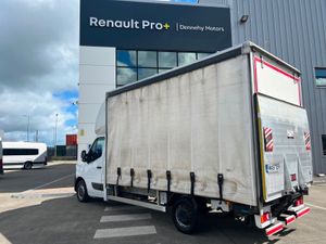 Renault Master Curtain side with tailift - Image 4