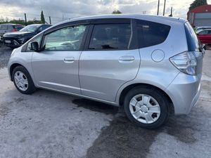 2011 Honda Fit Hybrid Drive Home - Image 4
