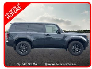 Toyota Land Cruiser LAND CRUISER N1 4DR - Image 4