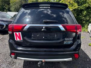 2017 Mitsubishi Outlander PHEV 2.0L for parts - Image 2