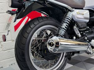 2023 Moto Guzzi V7 Special - Image 4