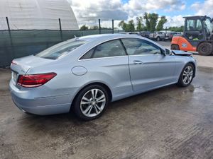 132 Mercedes E-Class  Coupe 250 CDI  Automatic - Image 3
