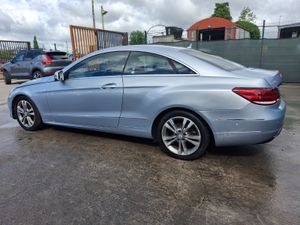 132 Mercedes E-Class  Coupe 250 CDI  Automatic - Image 4